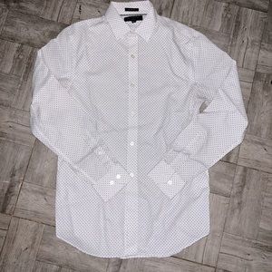 White Banana Republic Dress Shirt; Size Small